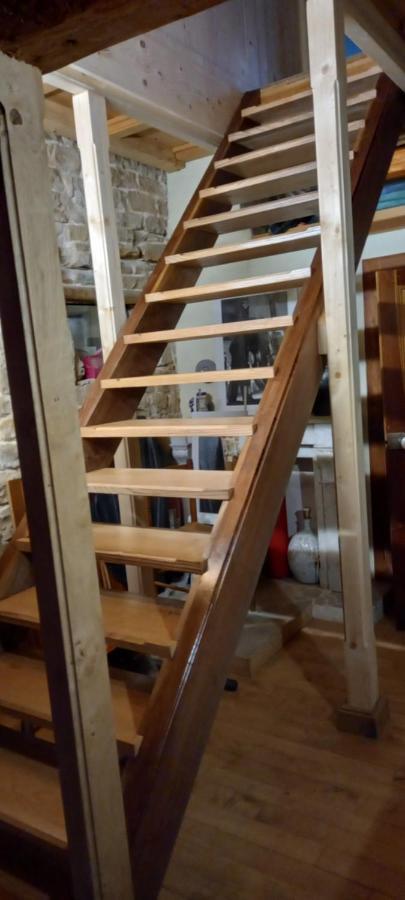 Appartement De Charme Dans Une Maison Isolee Presilly  Zewnętrze zdjęcie